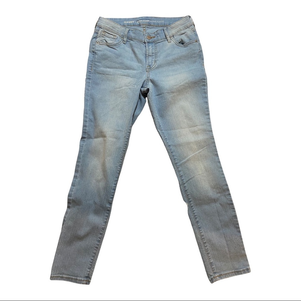 Old Navy Super Skinny Woman’s Light Wash Jeans Size 6 Short